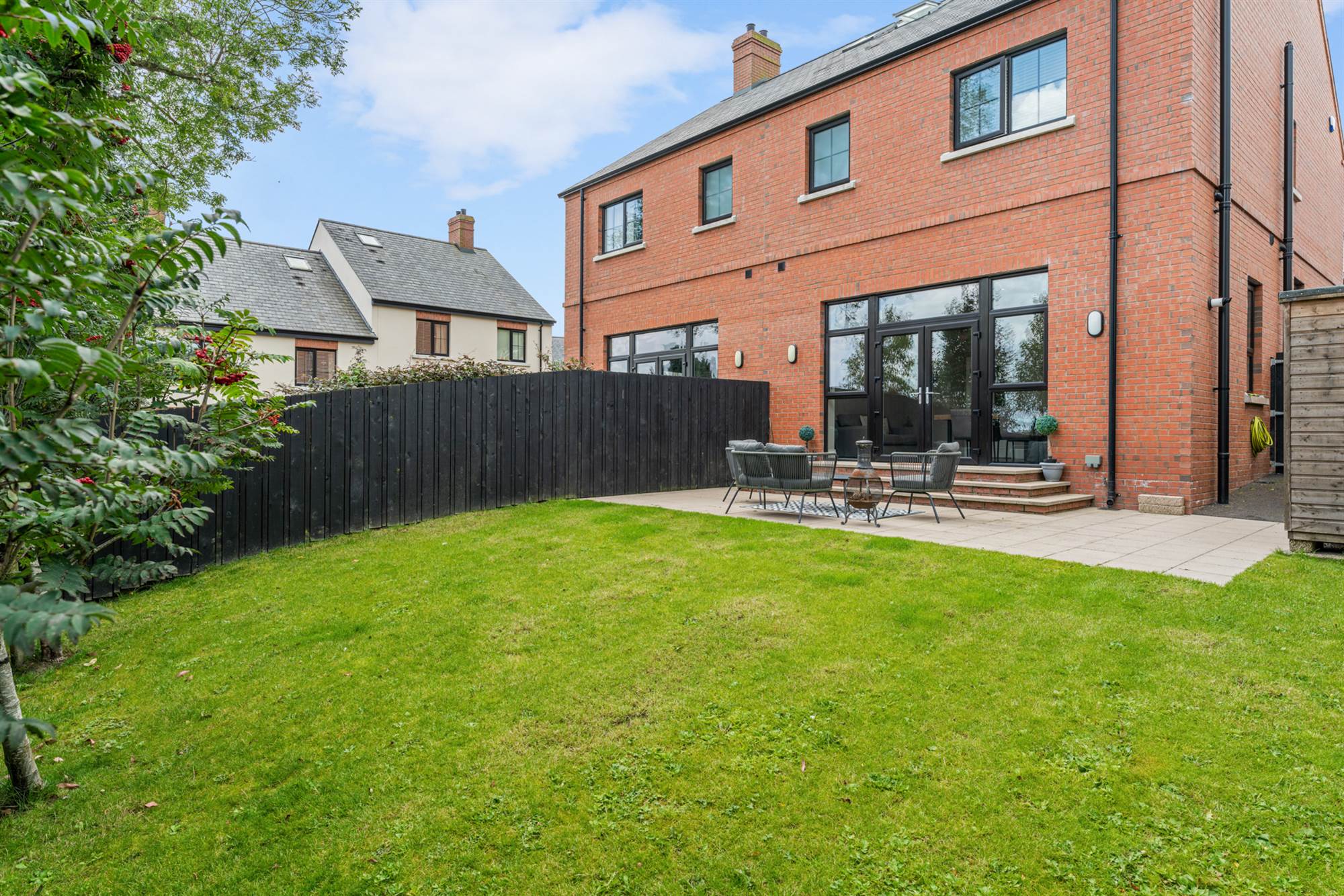 7 Donegall Park Gardens