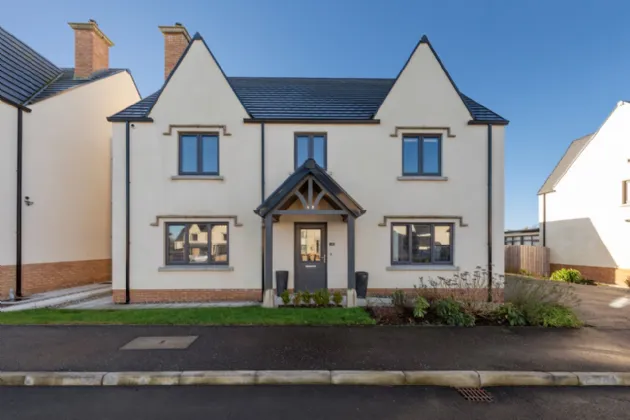 45 Ashgrove Walk, Comber, Newtownards, County Down, BT23 5PJ
