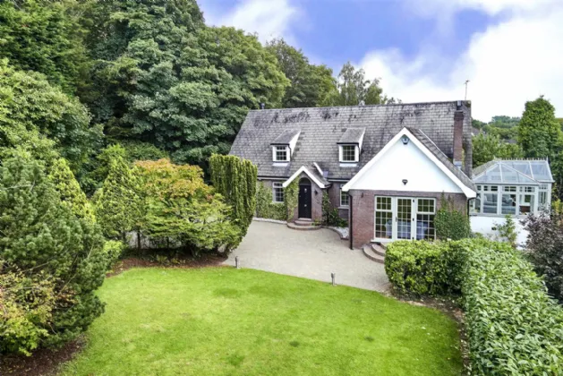 2 Old Station Road, Holywood, County Down, BT18 0BX