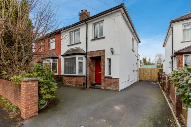 3 Thornhill Parade, Belfast, County Antrim, BT5 7AT