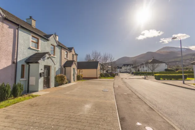 34 Shimna Mile, Newcastle, County Down, BT33 0TQ