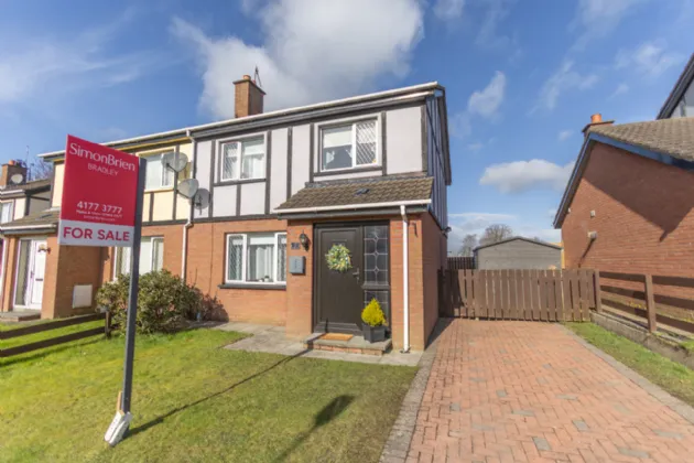 5 Ridgefield Grove, Warrenpoint, Newry, BT34 3JX