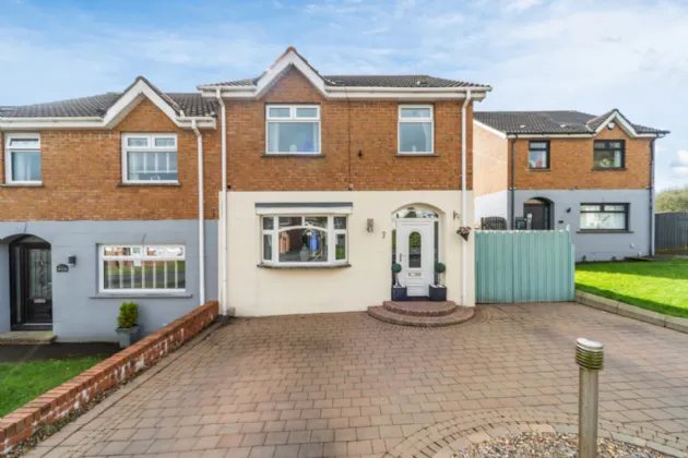 7 Lyndhurst Row, Belfast, County Antrim, BT13 3XX