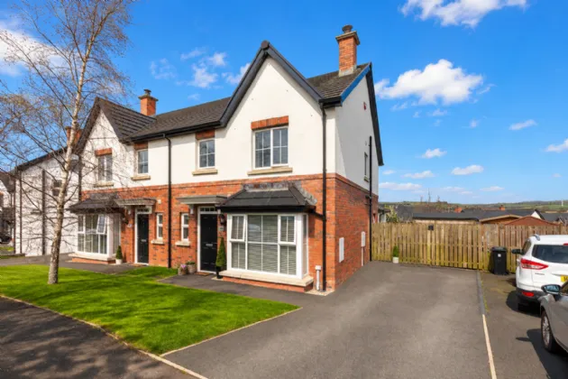 11 Greengraves Meadow, Dundonald, Belfast, BT16 1ZH