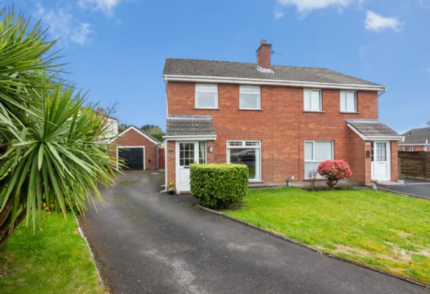 90 Cedar Grove, Holywood, County Down, BT18 9QB