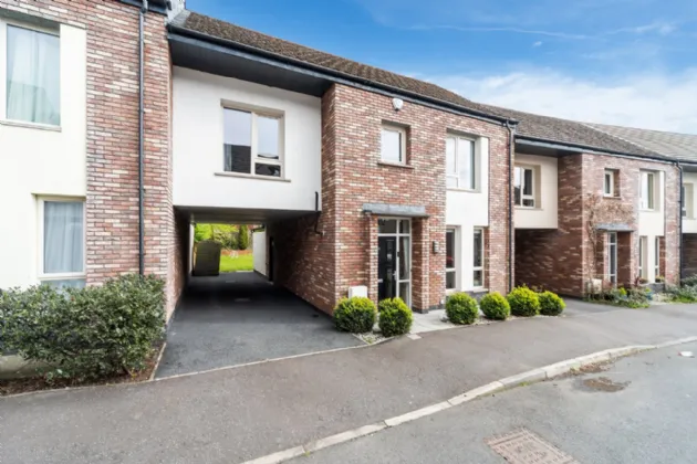 38 Badgers Lane, Woodbrook, Lisburn, BT28 2ZH