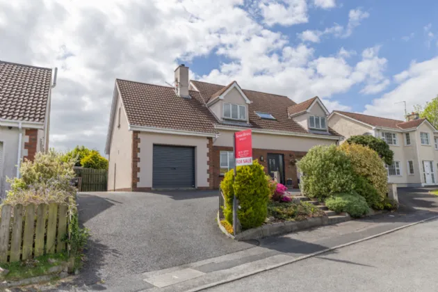 13 Cloughmore View, Warrenpoint, Newry, BT34 3TP
