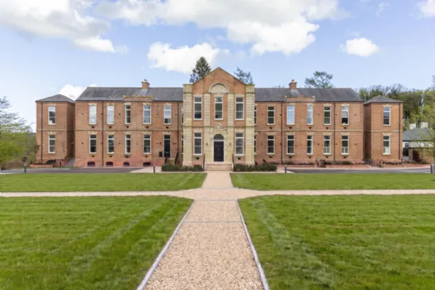 Apartment 2, 30 Ishbel Gardens , Belvoir Park, Belfast, BT8 8FT