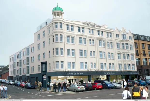 Royal Hotel , & Windsor Bar, 22-28 Quay Street, BT20 5ED