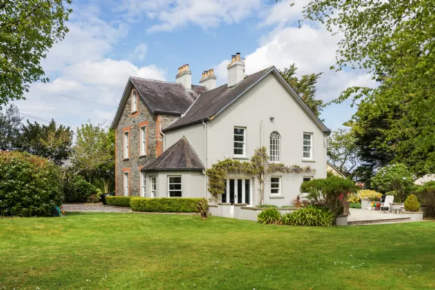 Ballywooley House, 173, Crawfordsburn Road, Bangor, BT19 1BT