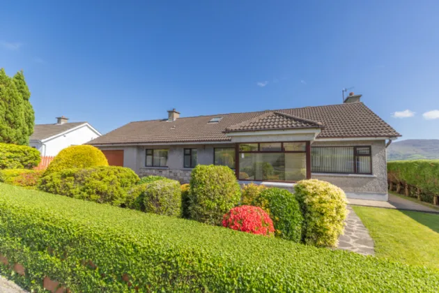32 Pinewood Hill, Warrenpoint, Newry, BT34 3RH