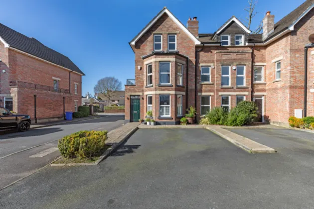 2 Strathearn Lane, Belfast, County Antrim, BT4 2BT