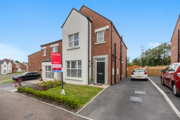28 Prince Regent Avenue, Newtownards, County Down, BT23 7DA