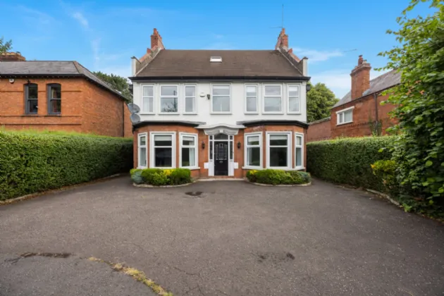 90 Balmoral Avenue, Belfast, County Antrim, BT9 6NY