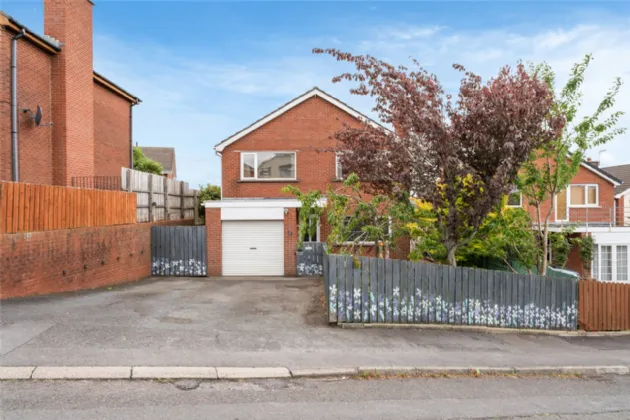 73 Rosevale Avenue, Newtownards, BT23 7BL