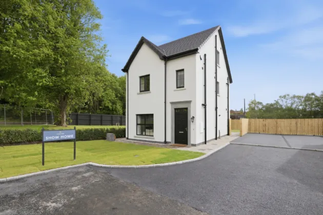 1 Carrow Gardens, Carrow Hall, Dundonald, BT16 1BZ