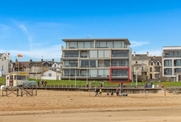 3 The Vue, 2, Strand Road, Portrush, BT56 8FT