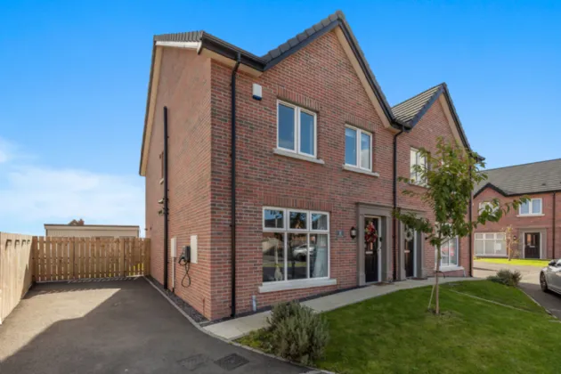 8 Oak Meadow Mews, Newtownards, County Down, BT23 7JJ