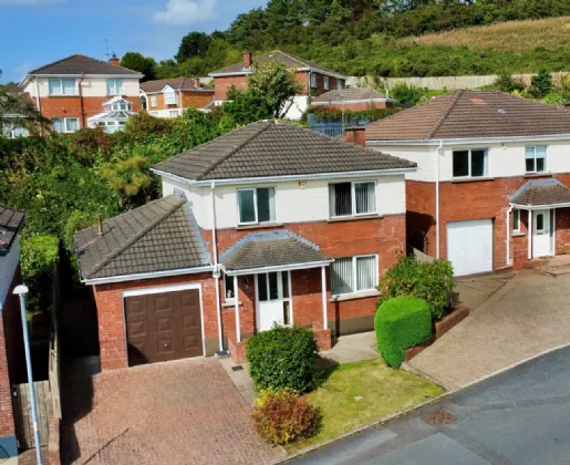 39 Lambert Avenue, Dundonald, Belfast, BT16 1LE