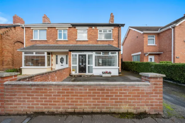 122 Sicily Park, Upper Lisburn Road, Belfast, BT10 0AP