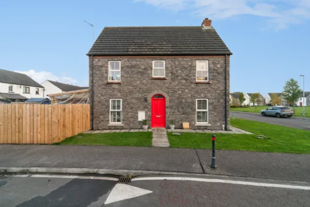 18 Forge Avenue, Ballygowan, Newtownards, BT23 6JG