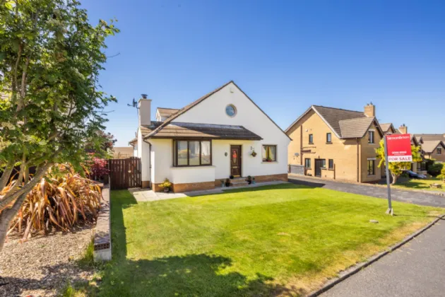 39 Royal Lodge Avenue, Belfast, County Down, BT8 7YR