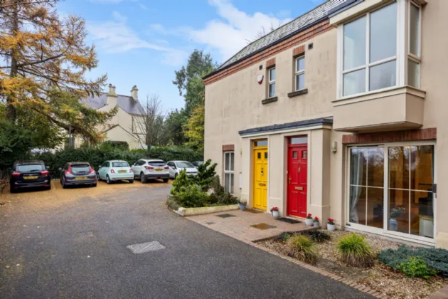 15d , Knockburn Park, Belfast, BT5 7AY