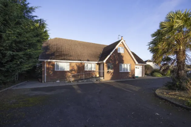 44 Barronstown Road, Dromore, County Armagh, BT25 1NT