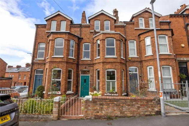 4 Park Avenue, Holywood, County Down, BT18 9LS