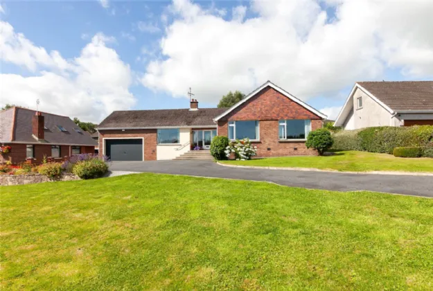 94 Crawfordsburn Road, Newtownards, County Down, BT23 4UH