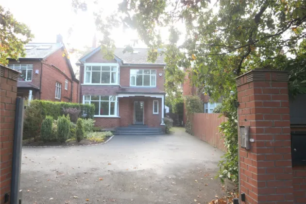 6 Upper Malone Road, Belfast, County Antrim, BT9 5NA