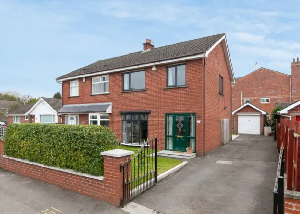 12 Beechmount Park, Upper Lisburn Road, County Antrim, BT10 0GZ
