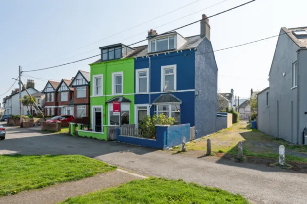 18 The Esplanade, Holywood, County Down, BT18 9JP