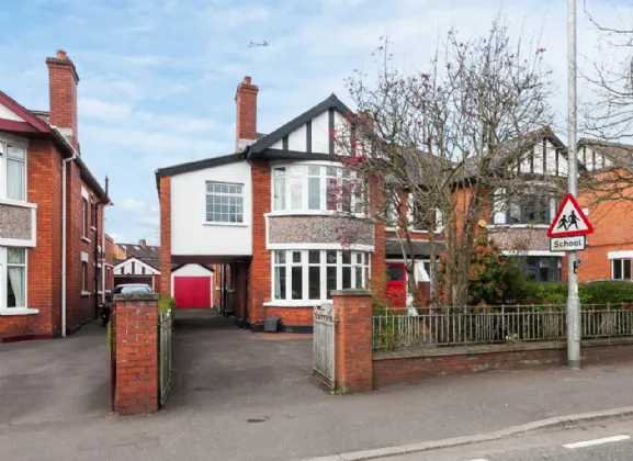 124 Finaghy Road North, Belfast, County Antrim, BT10 0JD