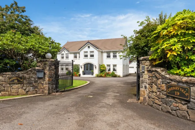 'Cherryvale', 19, Lurgan Road, Crumlin, BT29 4QA