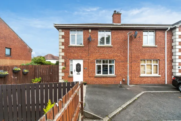 8 Thornhill Mews, Thornhill Parade, Belfast, County Antrim, BT5 7AF