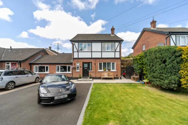 15 Windermere Park, Belfast, County Down, BT8 6QZ
