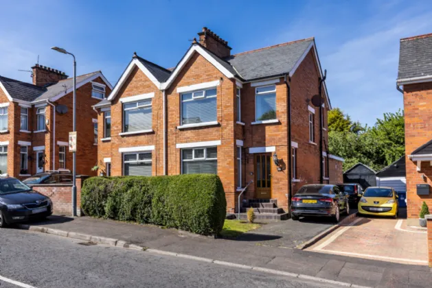 28 Lowwood Park, Belfast, County Antrim, BT15 4BB