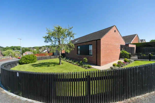 2A , Glenview Avenue, Holywood, BT18 0PX