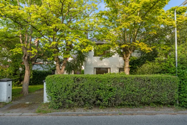 1 Broadway, Bangor, County Down, BT20 4QZ