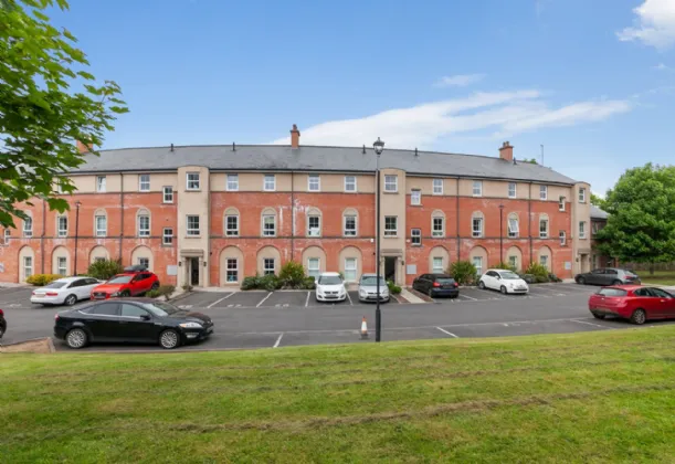 74 Milfort Mews, Dunmurry, Belfast, BT17 9JE