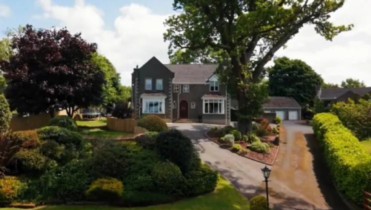 3 Oak Hill, Lisburn, County Down, BT27 5UE