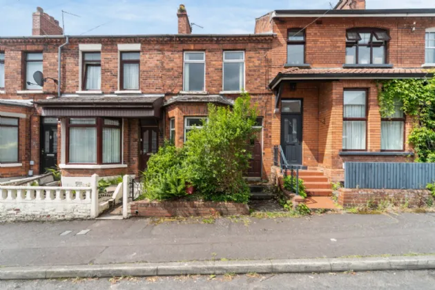 51 Sandhurst Drive, Belfast, County Antrim, BT9 5AZ