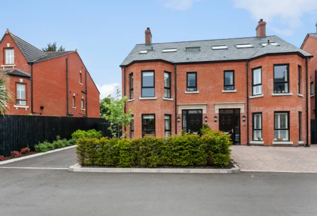 17 Upper Lisburn Road, Finaghy, Belfast, BT10 0GW
