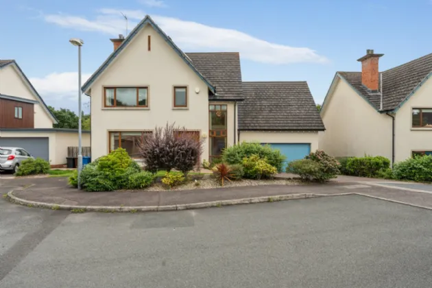 17 Helensview Park, Newtownards, County Down, BT23 4NY