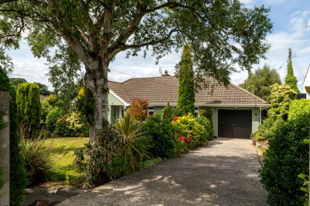 98 Crawfordsburn Road, Bangor, County Down, BT19 1BH