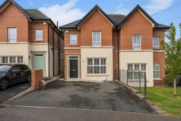 3 Lynn Hall Place, Bangor, County Down, BT19 1XP