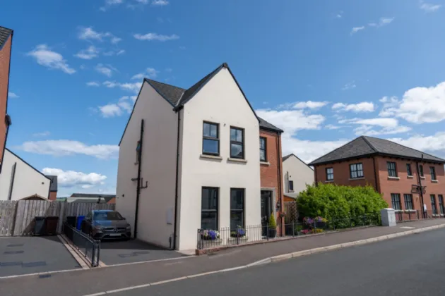 31 Castlegowan Place, Belfast, County Antrim, BT5 7WH