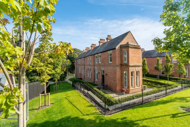 1 The West House, 24, Ishbel Mews, Belfast, BT8 8FZ