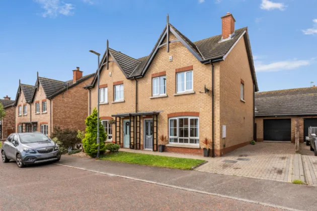 26 Bartleys Wood, Ballywalter, Newtownards, County Down, BT22 2UJ